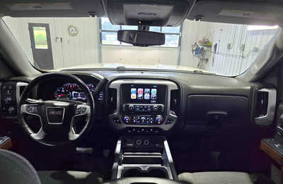 2017 GMC 1500 Crew Cab, $23895. Photo 10
