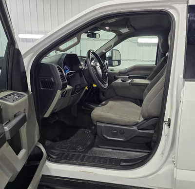 2022 Ford F250 Crew Cab, $35995. Photo 7