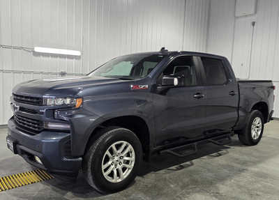 2020 Chevrolet 1500 Crew Cab, $25895. Photo 2
