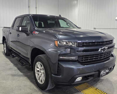 2020 Chevrolet 1500 Crew Cab, $25895. Photo 4