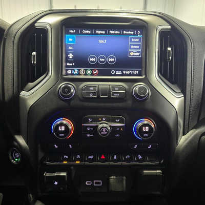2020 Chevrolet 1500 Crew Cab, $25895. Photo 12