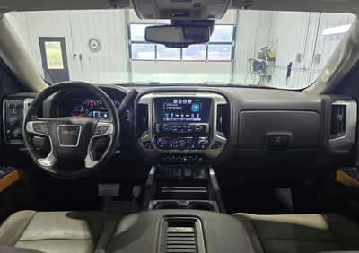2018 GMC 1500 Crew Cab, $27495. Photo 9