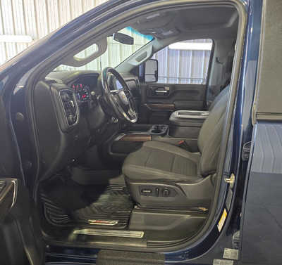 2022 Chevrolet 2500 Crew Cab, $33495. Photo 7
