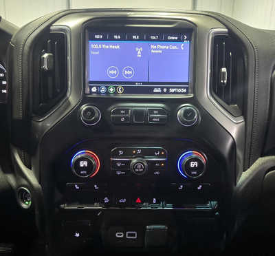 2022 Chevrolet 2500 Crew Cab, $33495. Photo 11