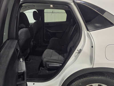 2023 Ford Escape, $25995. Photo 9