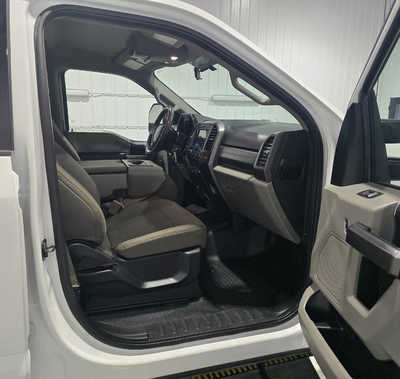 2019 Ford F250 Crew Cab, $29995. Photo 9