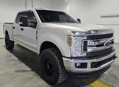 2018 Ford F250 Crew Cab, $27295. Photo 4