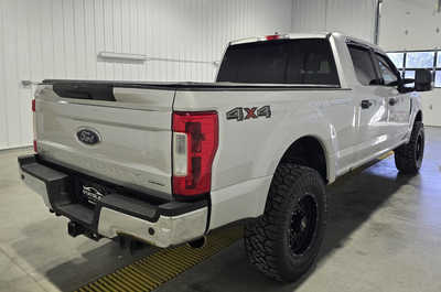 2018 Ford F250 Crew Cab, $27295. Photo 5