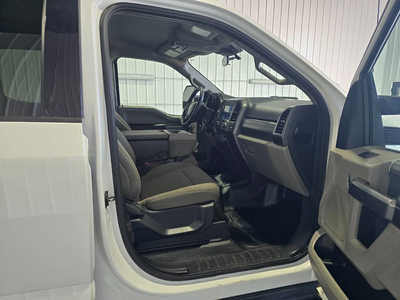 2022 Ford F250 Crew Cab, $38895. Photo 9