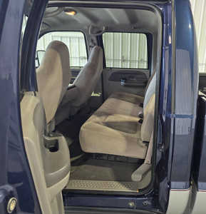 2001 Ford F350 Crew Cab, $13995. Photo 7