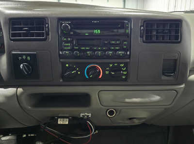 2001 Ford F350 Crew Cab, $13995. Photo 11