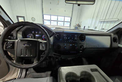 2016 Ford F450-8000, $25995. Photo 9