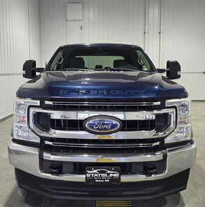 2020 Ford F250 Crew Cab, $31595. Photo 3