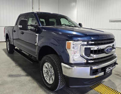 2020 Ford F250 Crew Cab, $31595. Photo 4