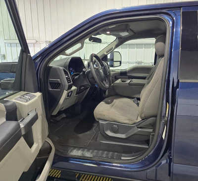 2020 Ford F250 Crew Cab, $31595. Photo 7
