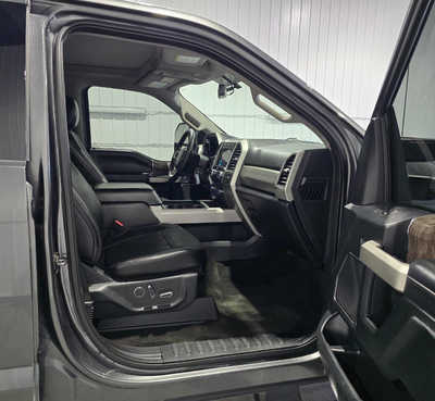 2018 Ford F250 Crew Cab, $35495. Photo 8
