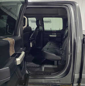 2018 Ford F250 Crew Cab, $35495. Photo 9