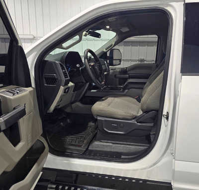 2020 Ford F350 Crew Cab, $24295. Photo 7