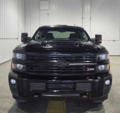2018 Chevrolet 2500 Crew Cab, $32995. Photo 3