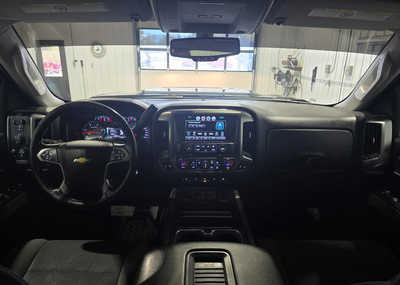 2018 Chevrolet 2500 Crew Cab, $32995. Photo 10