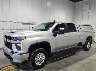 2020 Chevrolet 2500 Crew Cab, $31895. Photo 2