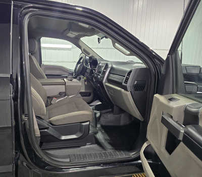 2019 Ford F250 Crew Cab, $28995. Photo 9