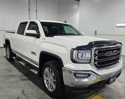 2016 GMC 1500 Crew Cab, $18995. Photo 4