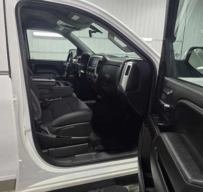 2016 GMC 1500 Crew Cab, $18995. Photo 9