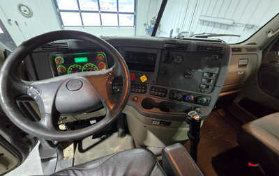 2018 Freightliner , $19900. Photo 10