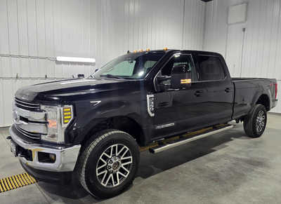 2019 Ford F350 Crew Cab, $33995. Photo 2