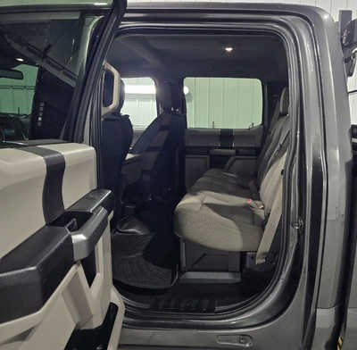 2017 Ford F250 Crew Cab, $24995. Photo 8