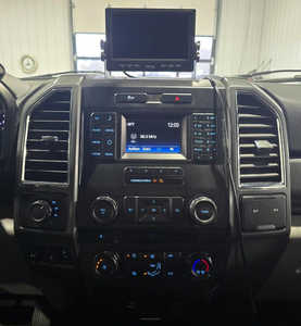 2017 Ford F250 Crew Cab, $24995. Photo 11