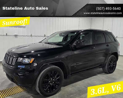 2020 Jeep Cherokee, $24495. Photo 1