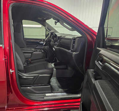 2024 GMC 3500 Crew Cab, $54495. Photo 9