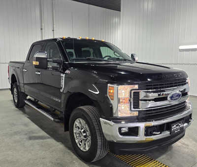 2018 Ford F250 Crew Cab, $37595. Photo 4