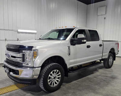 2019 Ford F250 Crew Cab, $25995. Photo 2