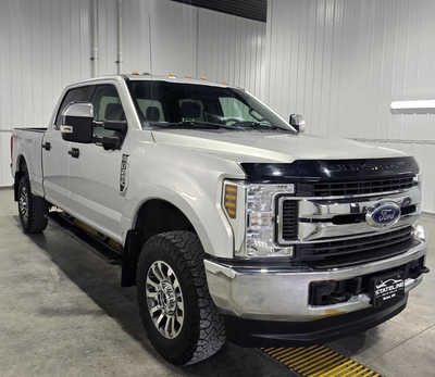 2019 Ford F250 Crew Cab, $25995. Photo 4