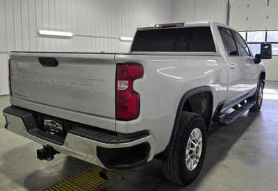 2020 Chevrolet 2500 Crew Cab, $28495. Photo 4
