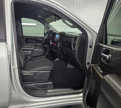 2020 Chevrolet 2500 Crew Cab, $28495. Photo 7