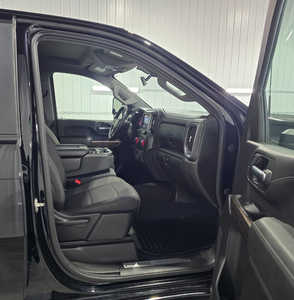 2020 Chevrolet 2500 Crew Cab, $34495. Photo 8