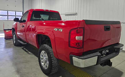 2013 Chevrolet 2500 Reg Cab, $23995. Photo 6