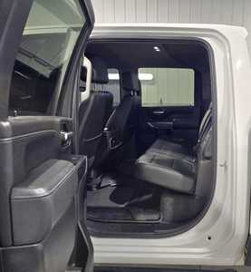 2021 Chevrolet 2500 Crew Cab, $38495. Photo 8