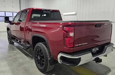 2022 Chevrolet 2500 Crew Cab, $42995. Photo 6
