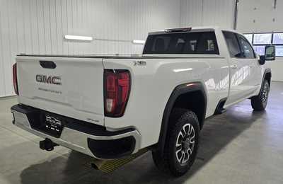 2023 GMC 3500 Crew Cab, $45995. Photo 5