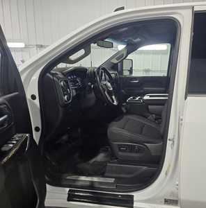 2023 GMC 3500 Crew Cab, $45995. Photo 7