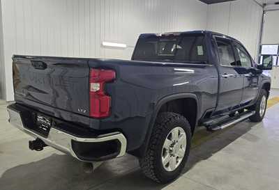 2020 Chevrolet 2500 Crew Cab, $34295. Photo 5