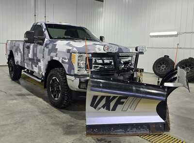 2017 Ford F250 Reg Cab, $39995. Photo 4