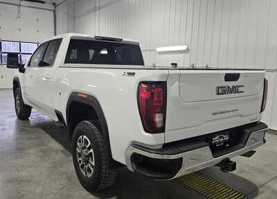 2024 GMC 2500 Crew Cab, $46995. Photo 6