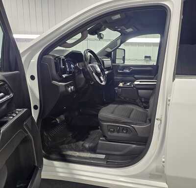 2024 GMC 2500 Crew Cab, $46995. Photo 7