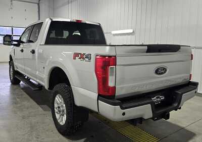 2017 Ford F250 Crew Cab, $24995. Photo 6